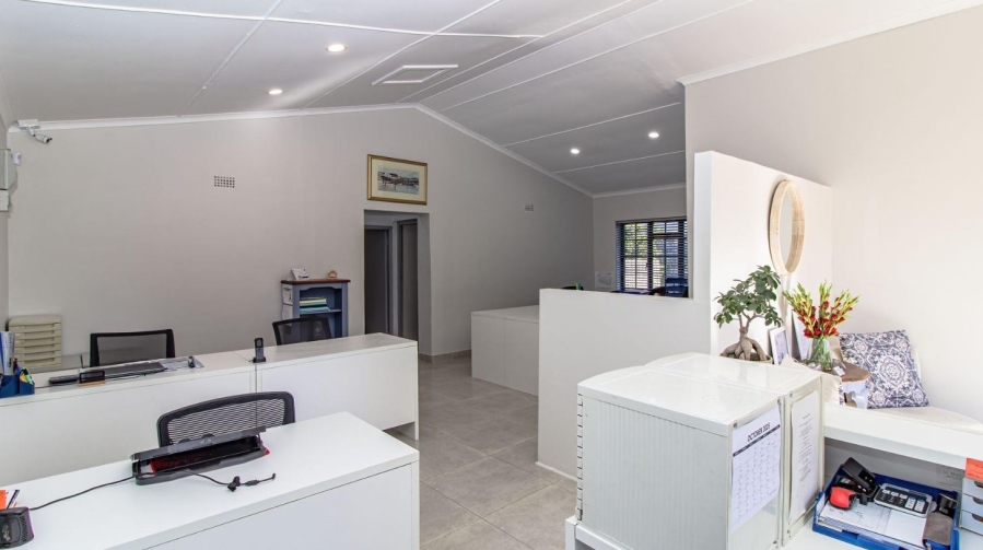 1 Bedroom Property for Sale in Sandbaai Western Cape